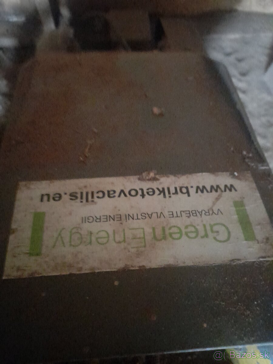 Briketovacie a drviace stroje - 3