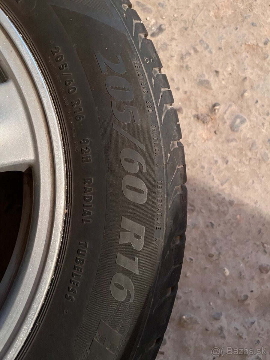 Predám sadu letných pneumatík spolu s diskami - 3