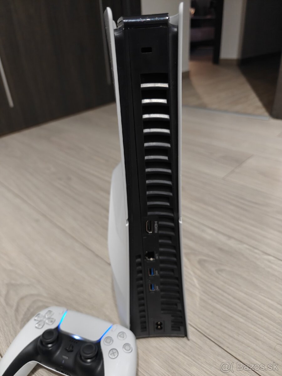 Playstation 5 Slim 1TB s mechanikou - 3