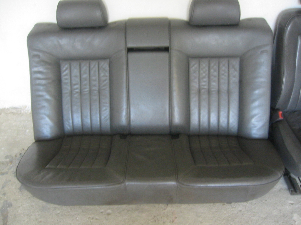 AUDI A8, S8 D2 - zadní sedačky - 3