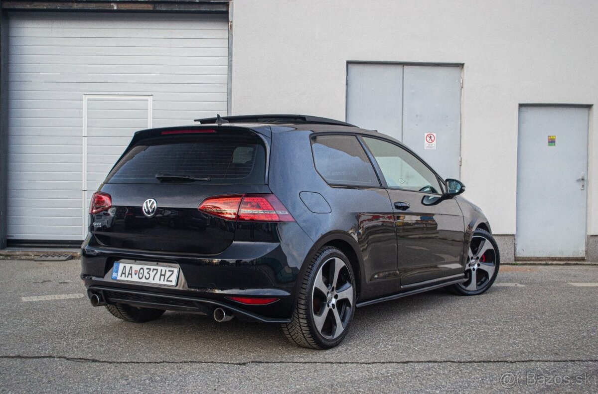 Volkswagen Golf GTI VII ( 7 ) - 3