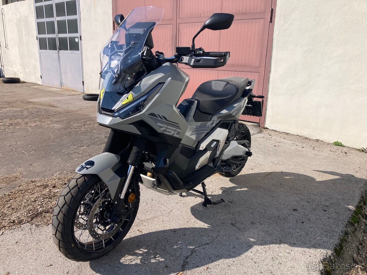 Honda x-adv 750 - 3
