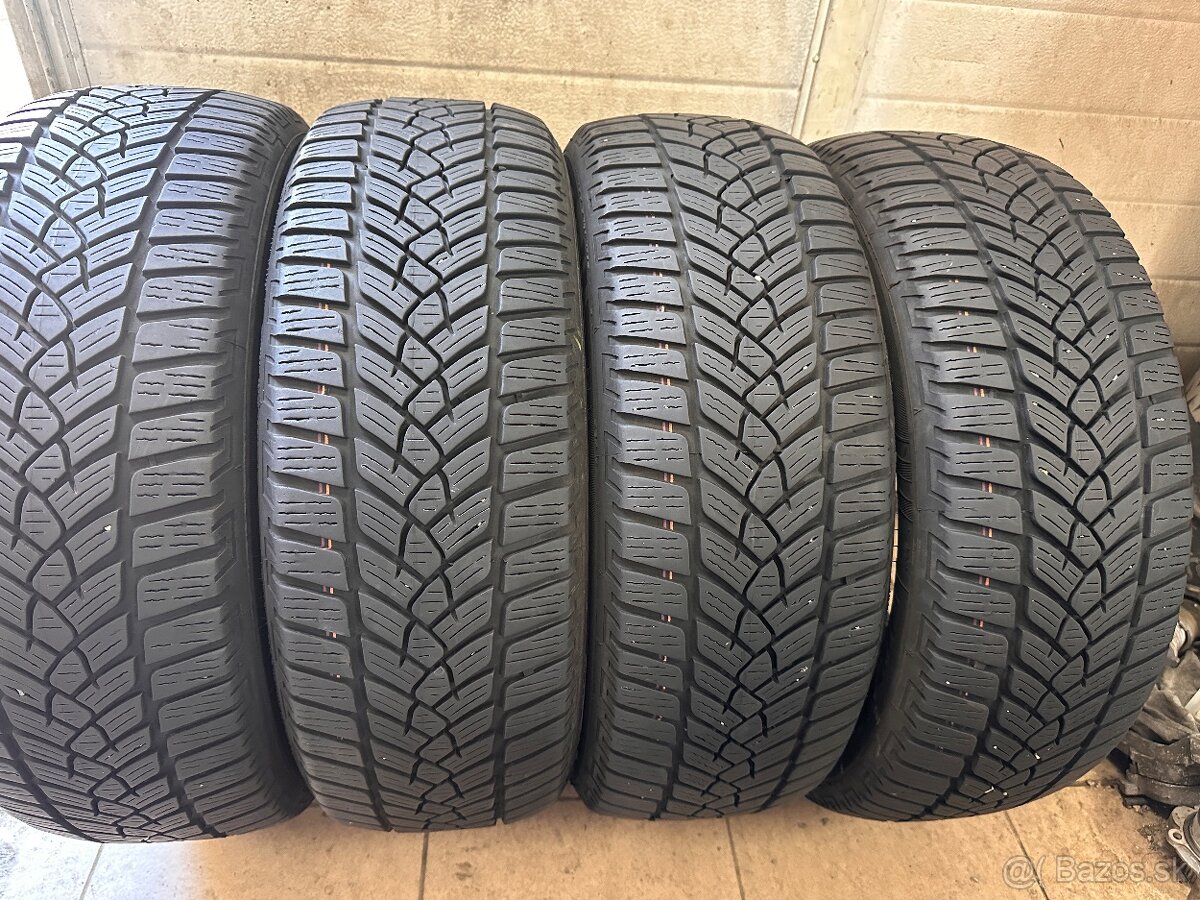 205/60R16 zimne - 3