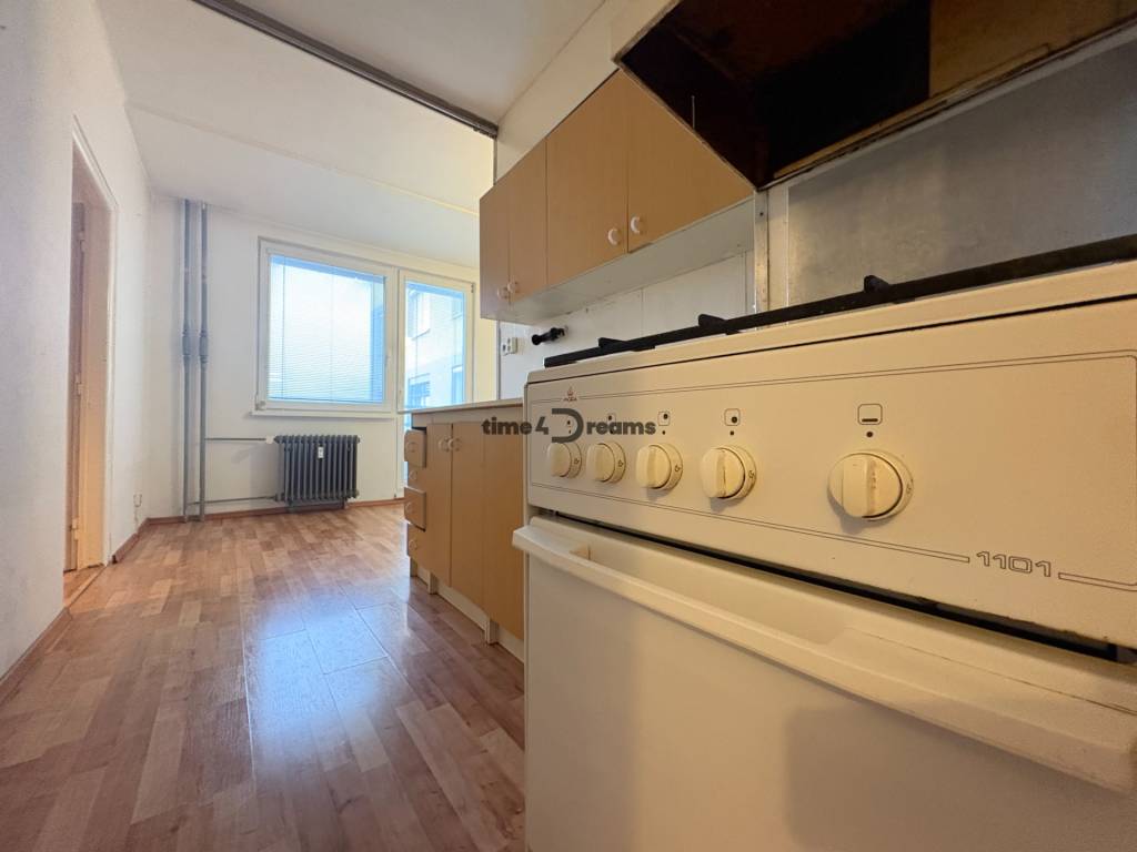 Na predaj: 3 izb.byt + 2x balkon + šatník - 3