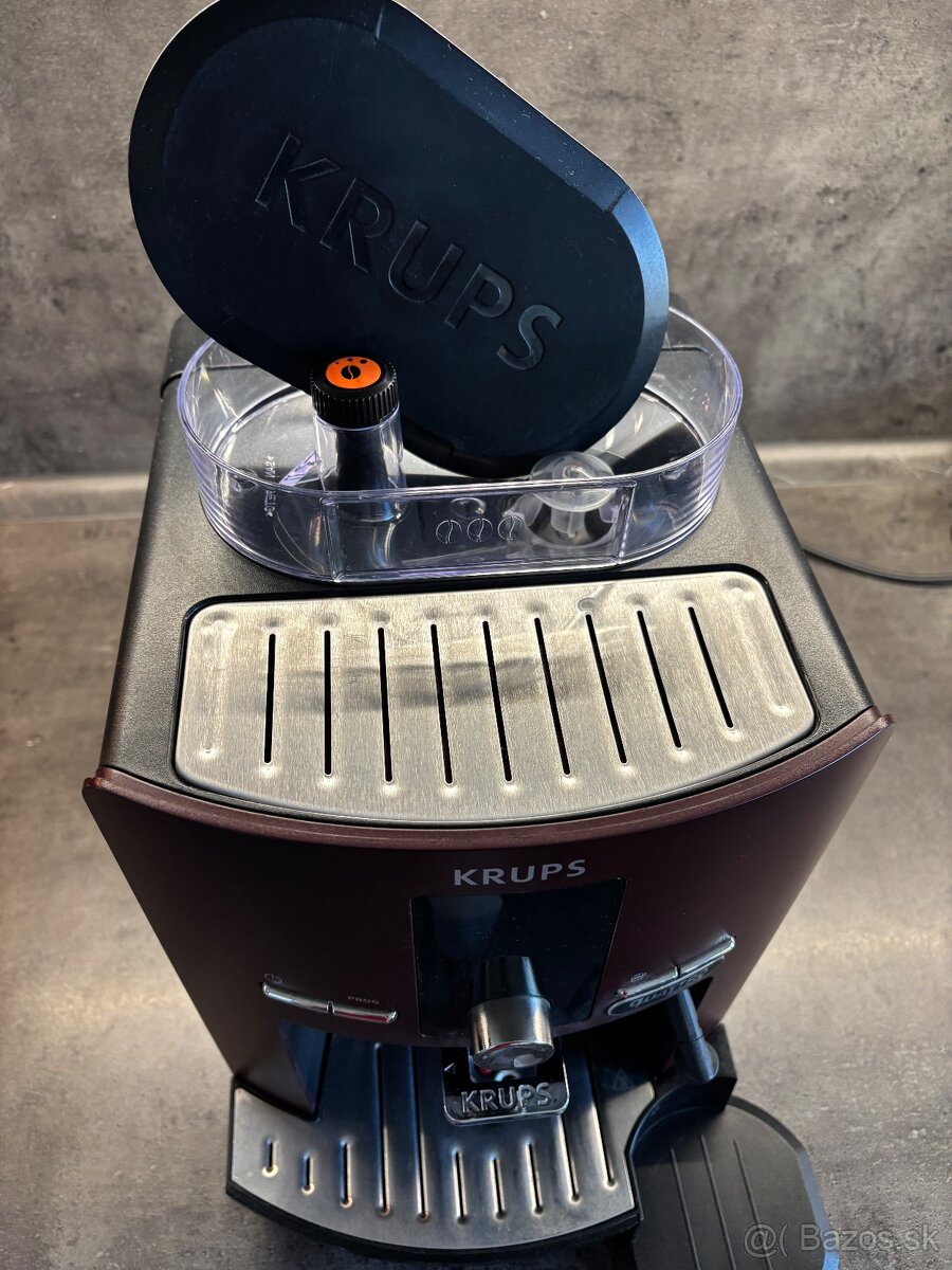 Predám plnoautomatický kávovar Krups - 3
