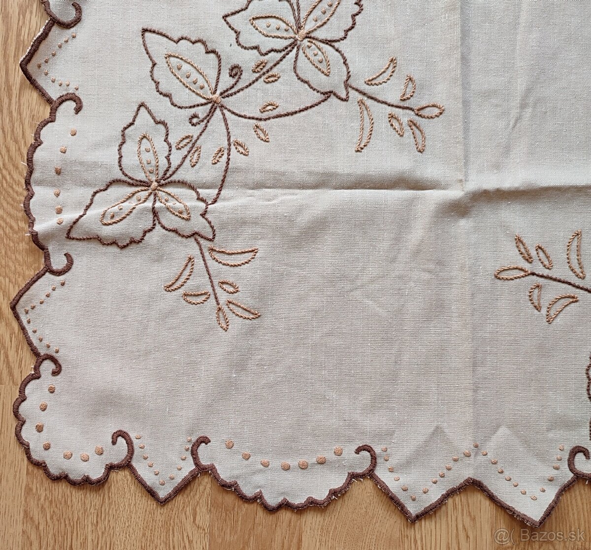 Vyšívané obrusy a dečky - set - 3