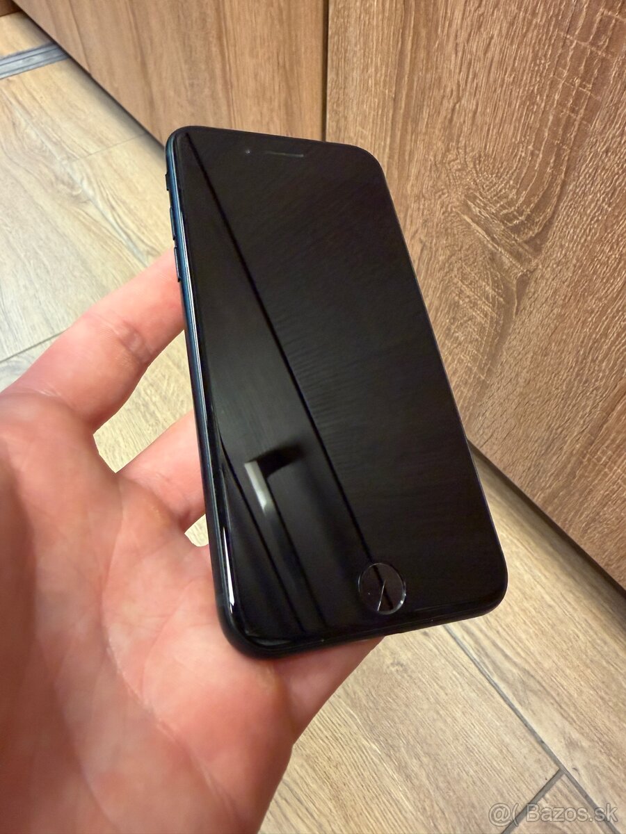 Apple iPhone SE 2022 64GB tmavomodrý - 3