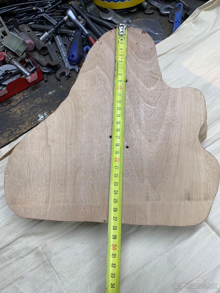 Drevorezba Madona s dietatom - 3