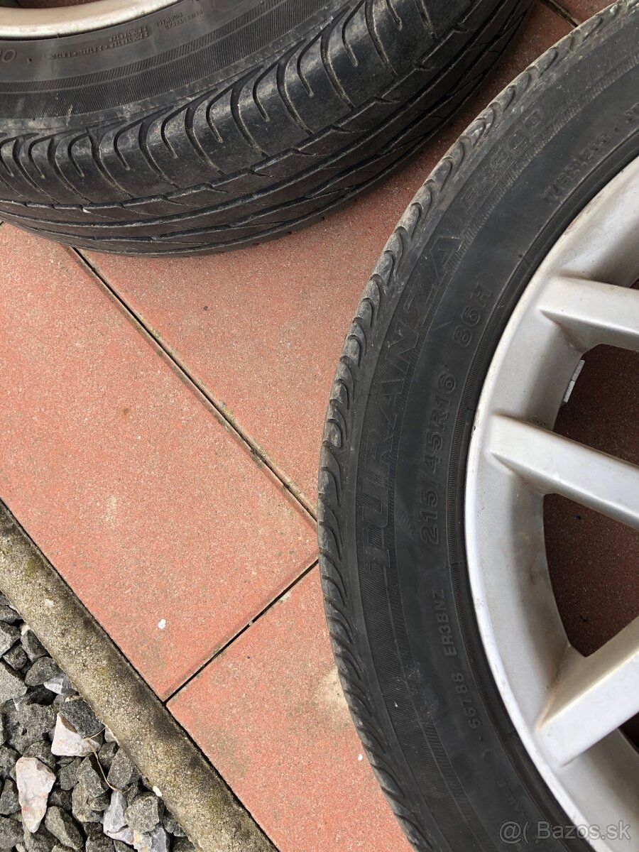 Elektrony 215/45 R16 - 3