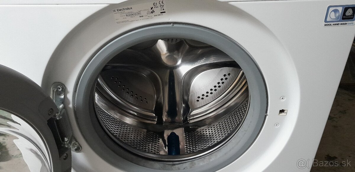 Predám Pračku Electrolux 6kg - 3