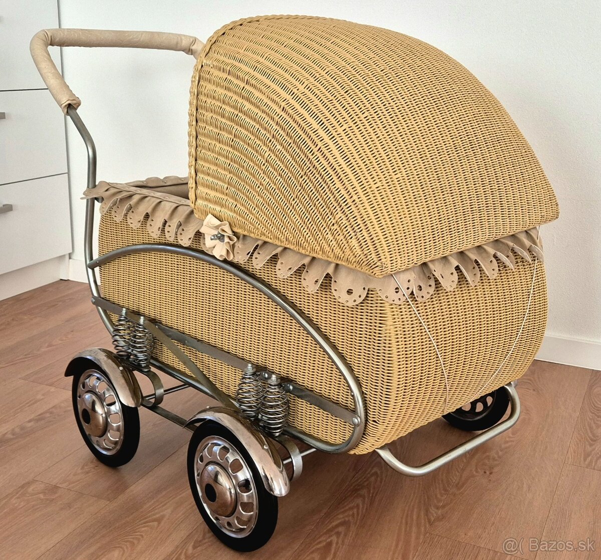 Predám starožitný kočik pre deti, 8 perák Liberta - 3