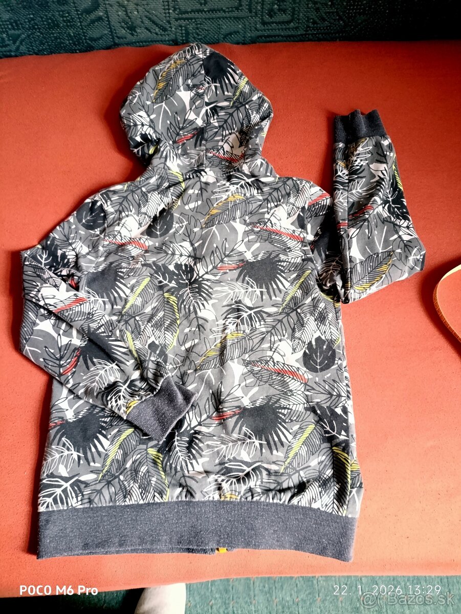 TV seriálová mikina - 3