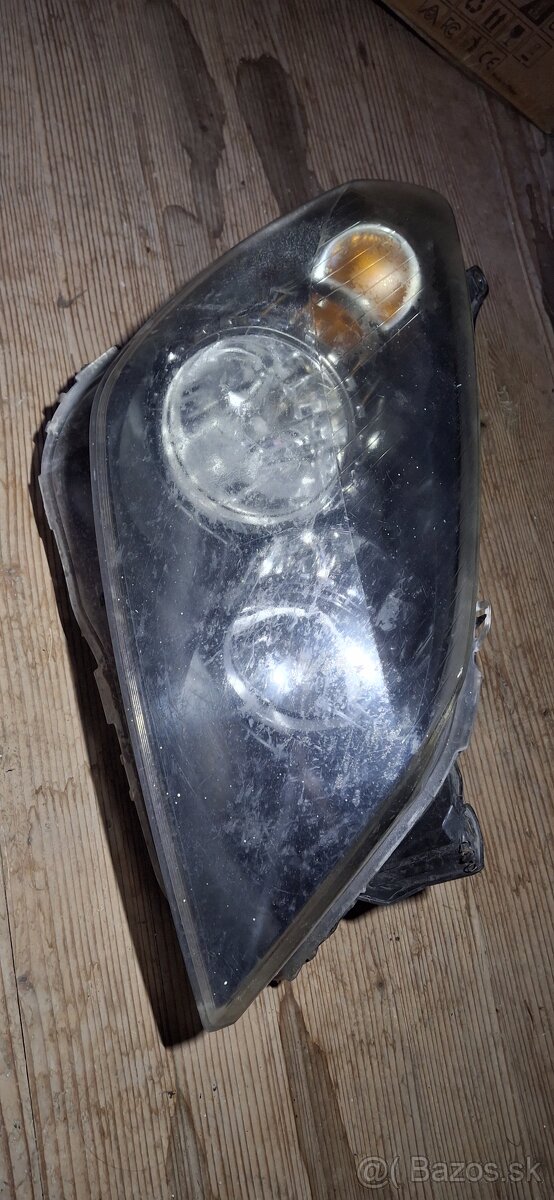 Svetlá opel astra H 2004 - 3