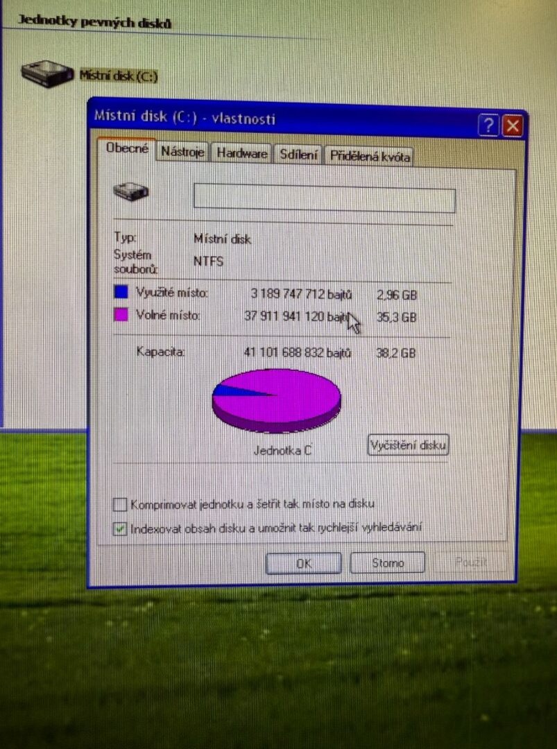Stolový počítač s Windows XP – ideálny pre staršie programy - 3