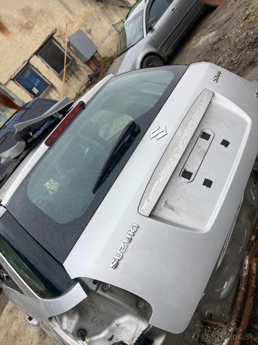 Suzuki SX4 predám Nahradne diely - 3