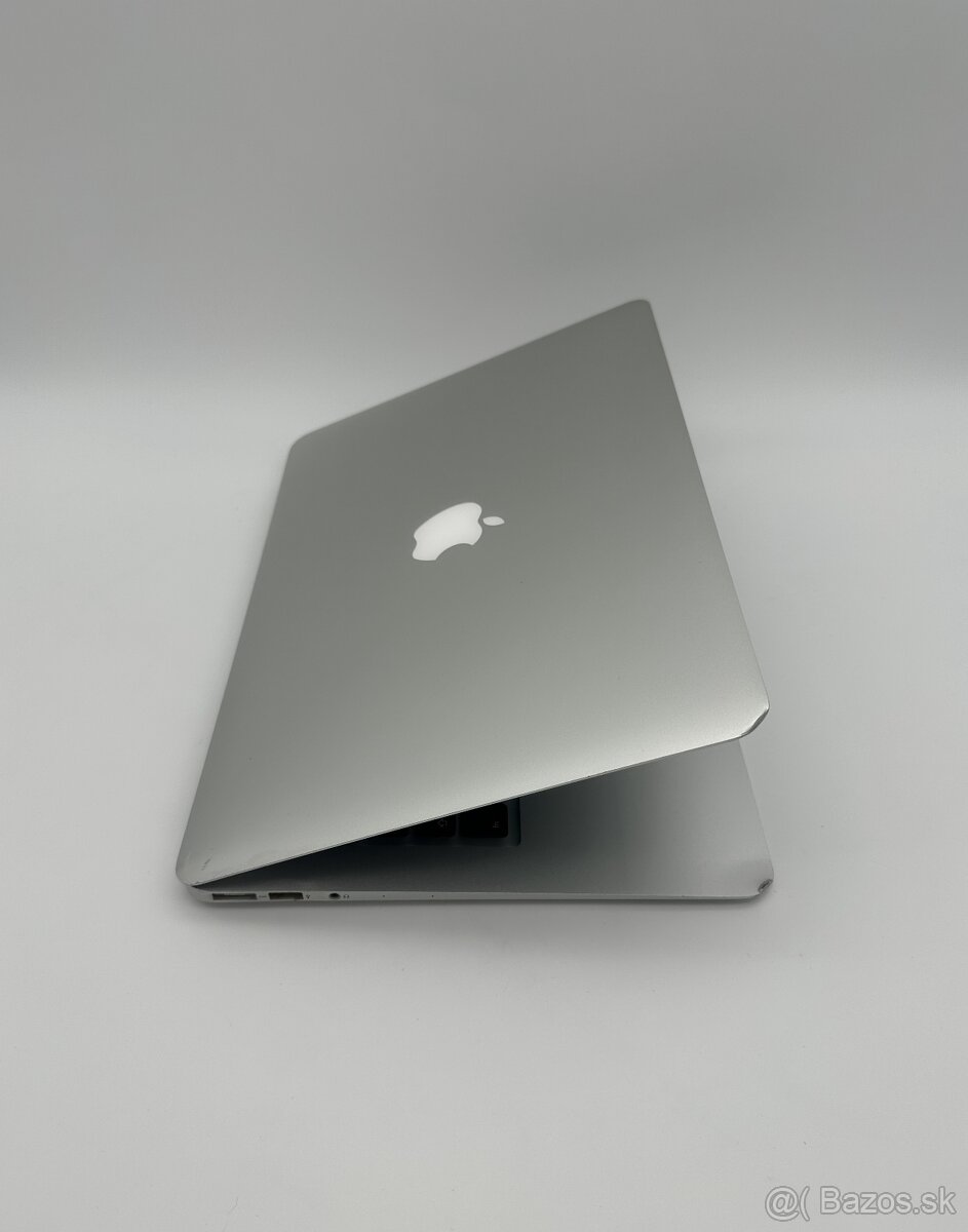 MacBook Air 13" 2017 8/128GB Silver + ZÁRUKA (C) - 3