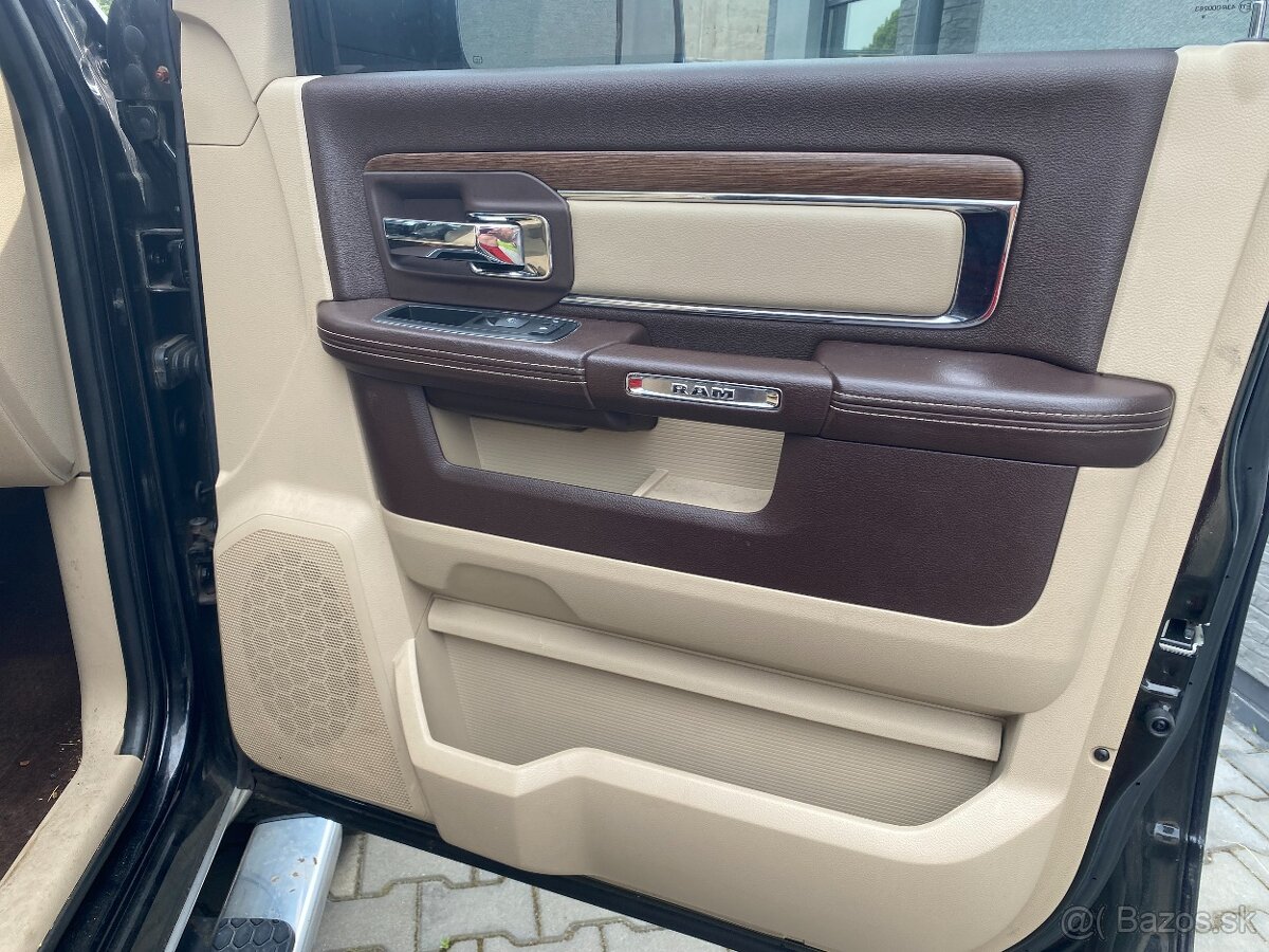 Dodge Ram 5.7 4x4 LARAMIE MOC HEZKY - 3