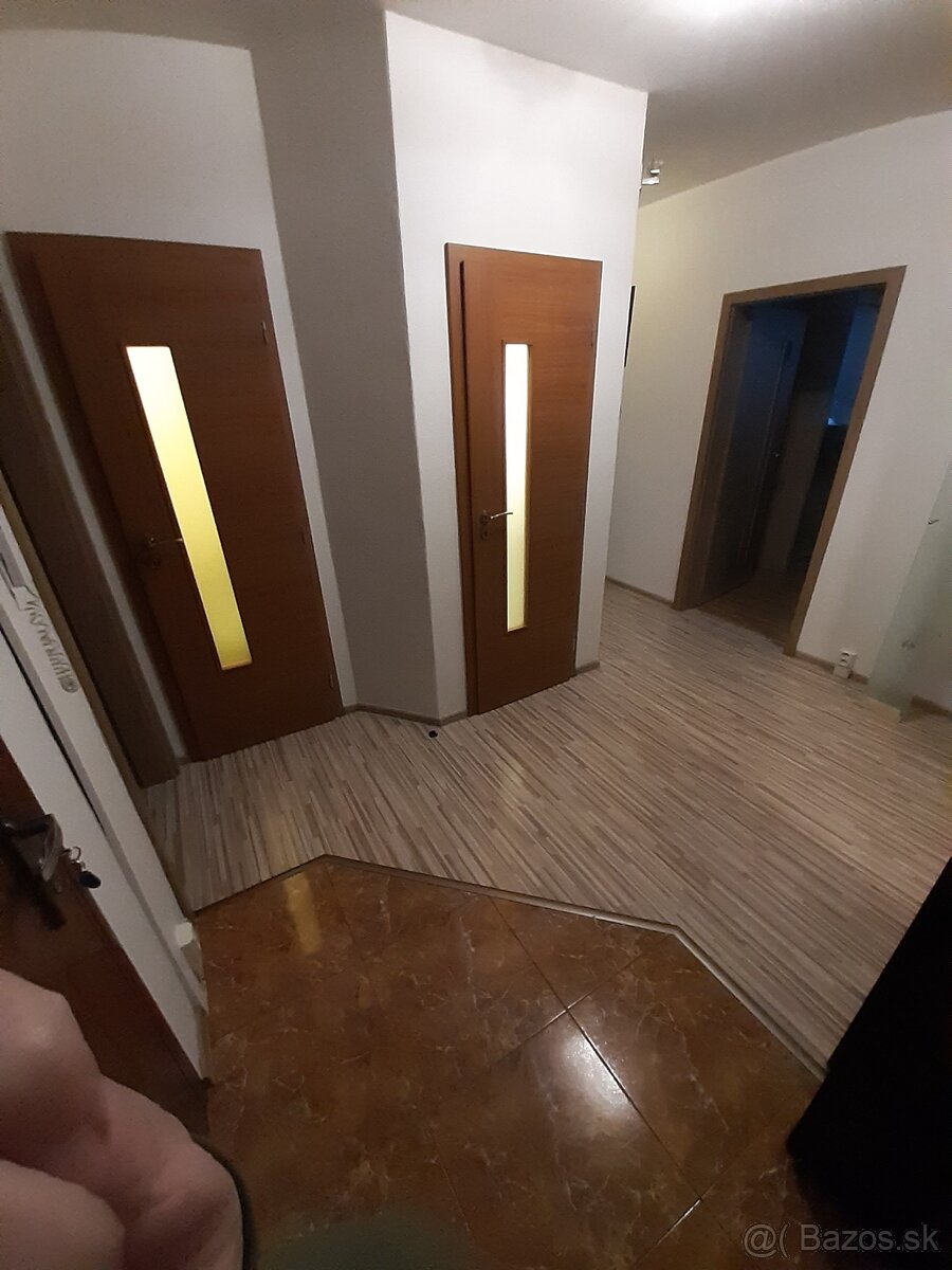 Prenájom 3 izbového bytu - 3