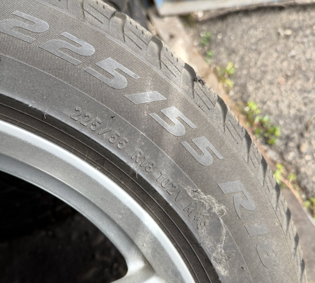 Pirelli Sottozero 3 225/55 R18 4KS - 3