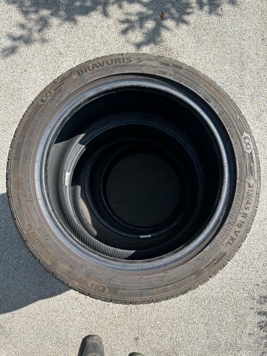 Barum Bavarius 215/45 r16 - 3