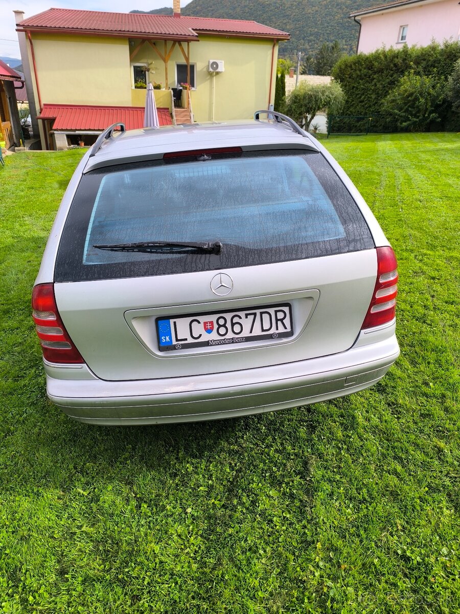 Predám Mercedes W 203 2.2 cdi - 3