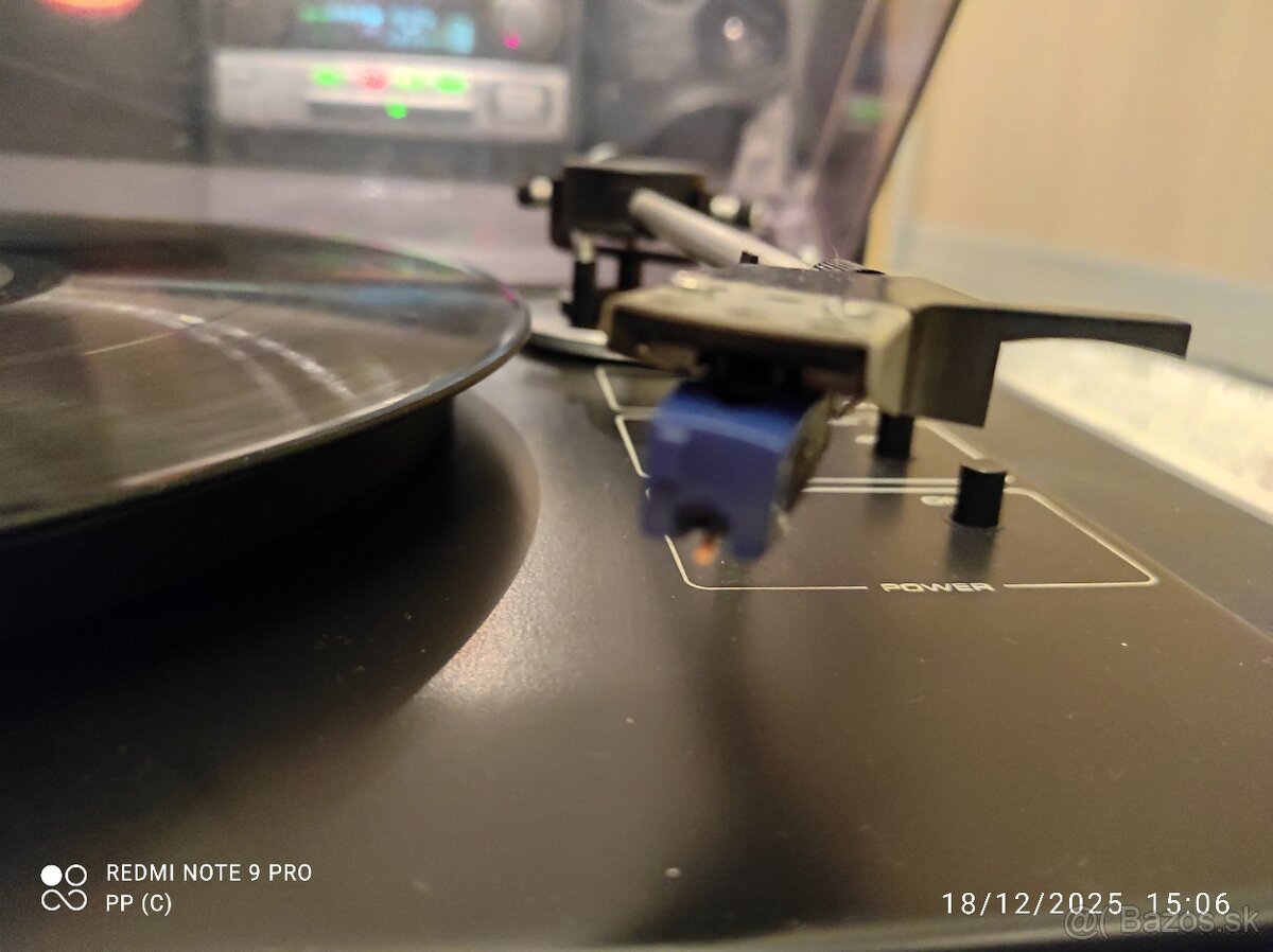 GRAMOZOSILOVAC TESLA NCZ 420 HIFI - 3