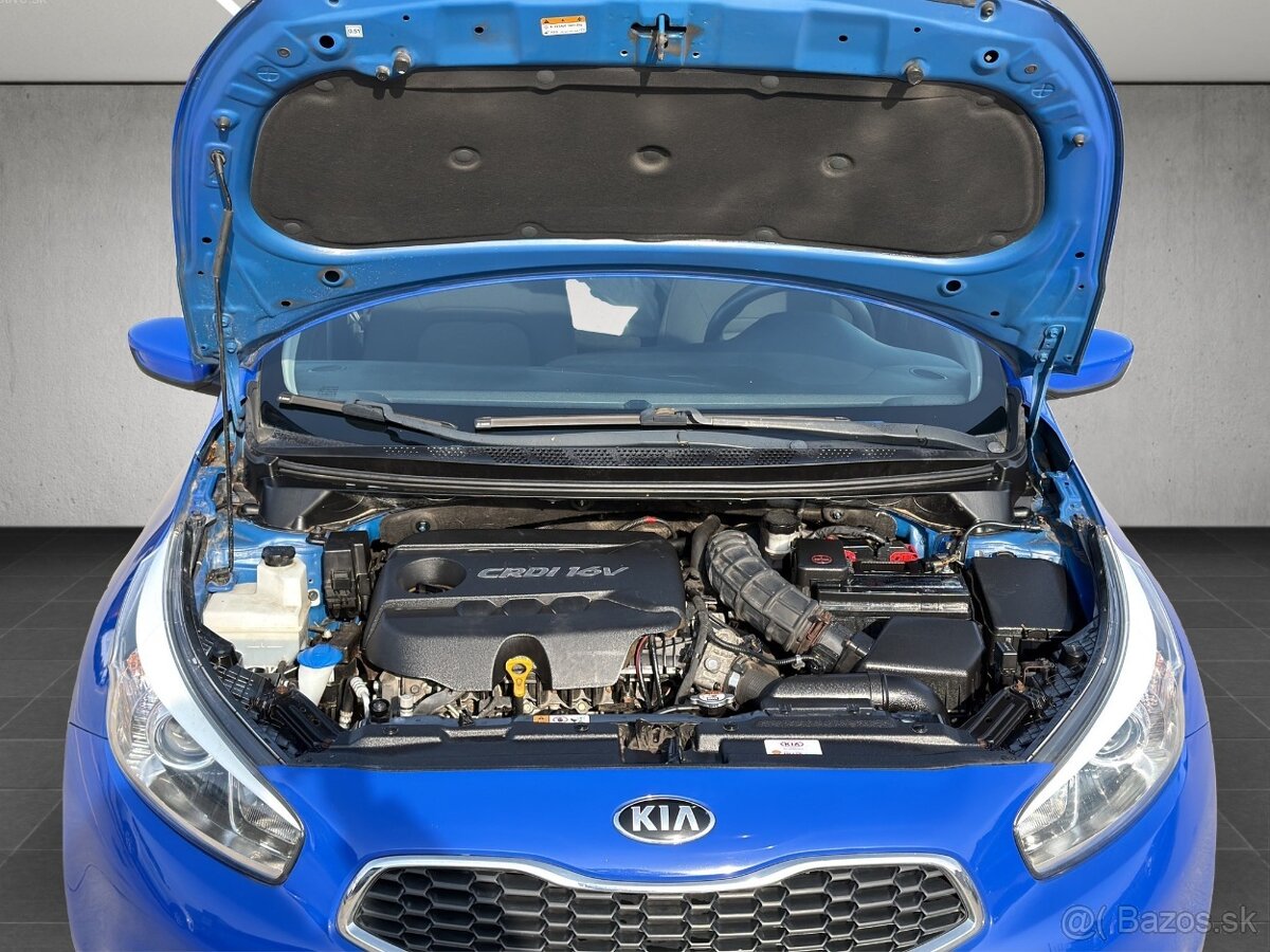 KIA Ceed 1,4 CRDi Amber - 3