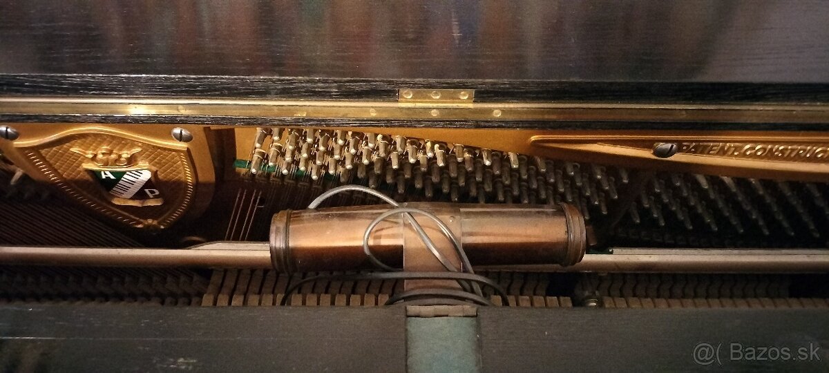 Predám klavír. - 3