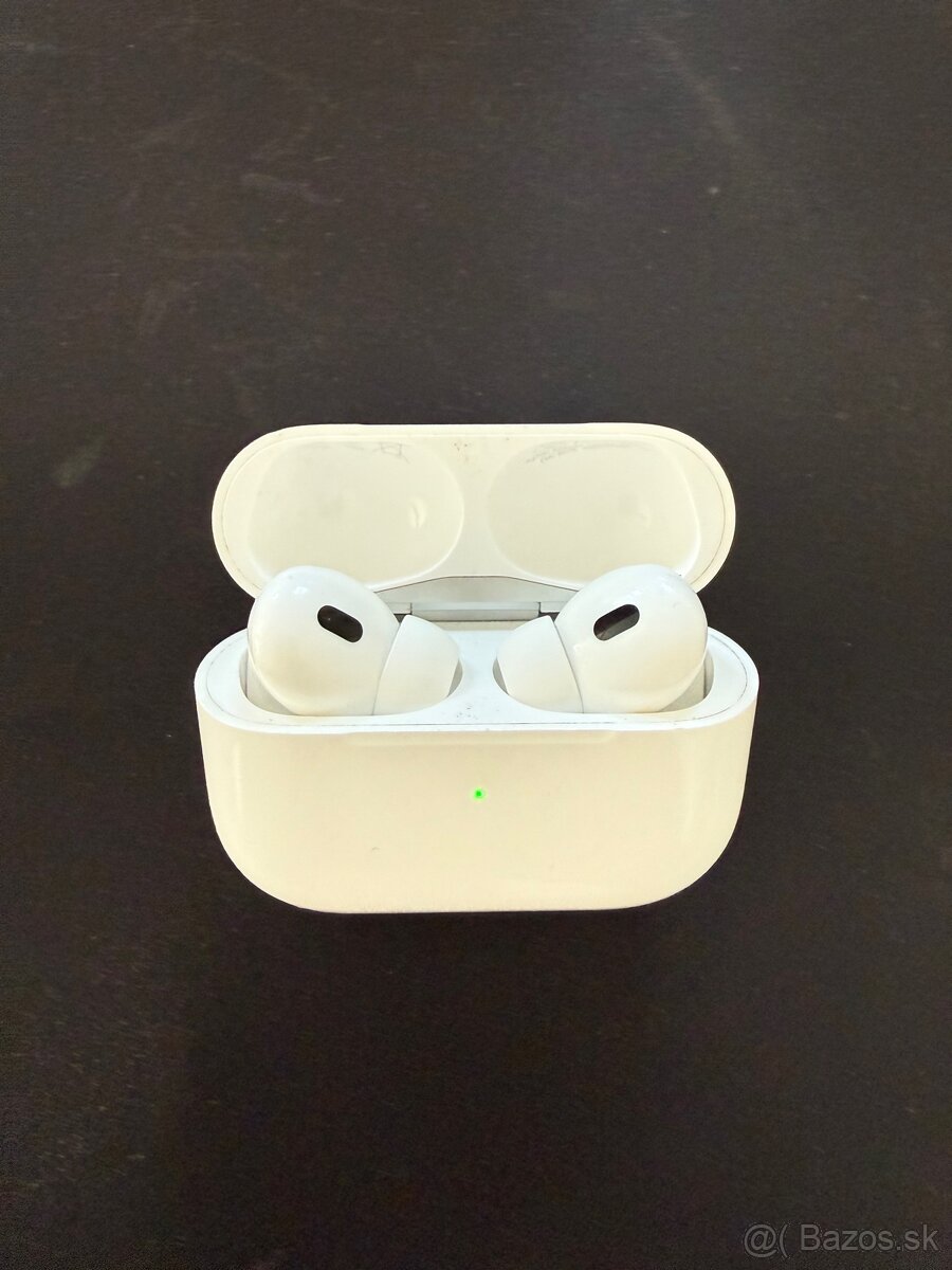 apple airpods pro - 3