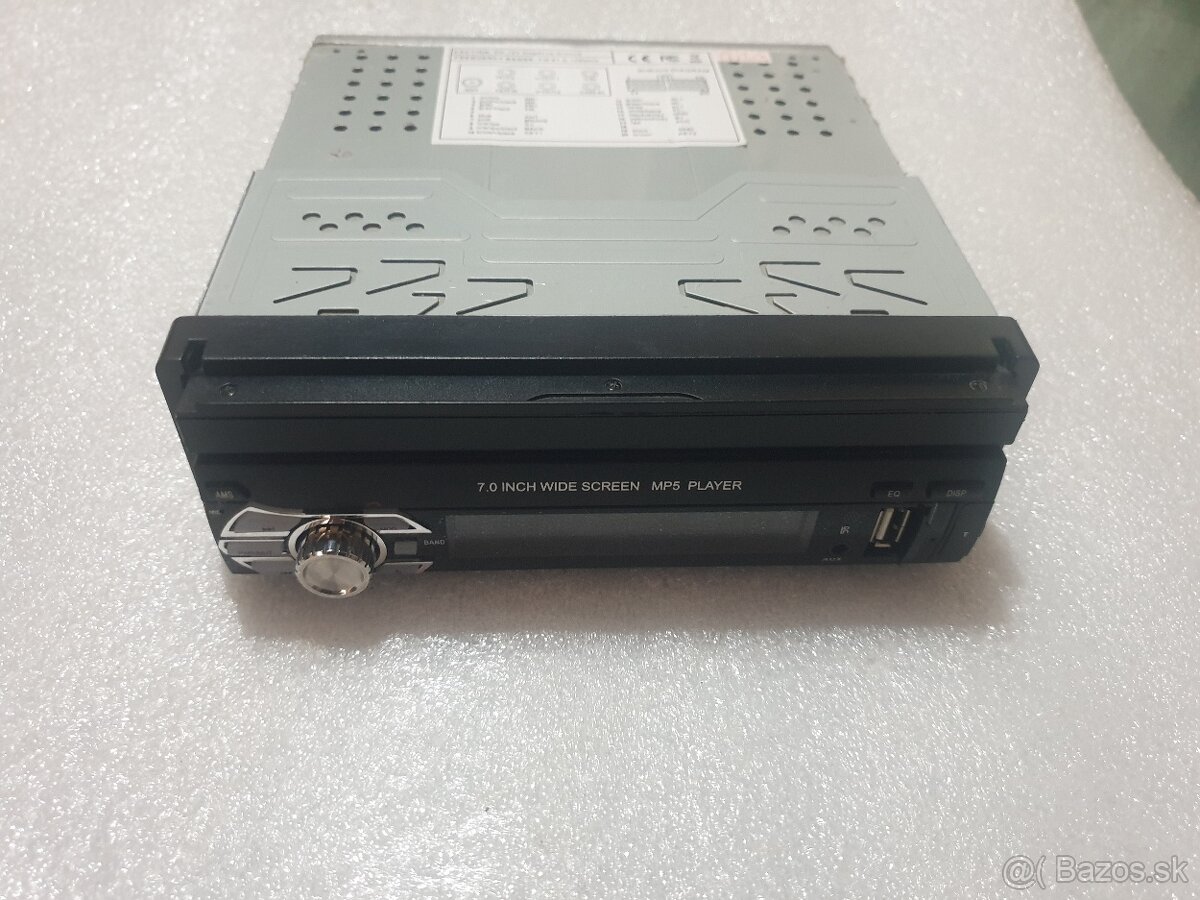 Predam 7 pal autoradio vysuvacku - 3