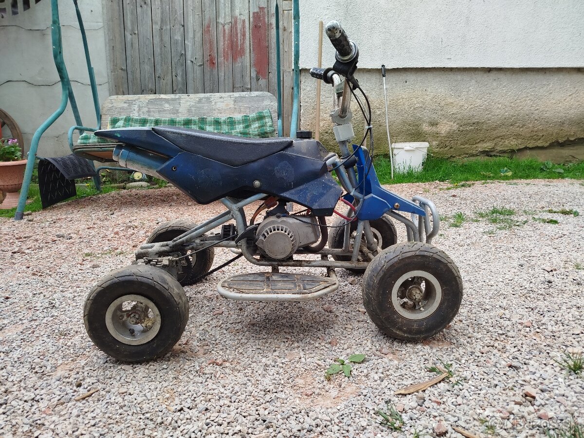 Predám detskú štvorkolku na súčiastky