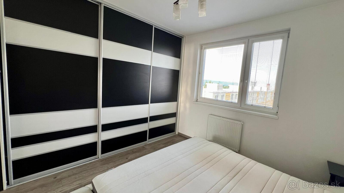 PREDAJ ATRAKTÍVNEHO 3-IZB. BYTU S LOGGIOU V PROSTREDÍ PLNOM - 3