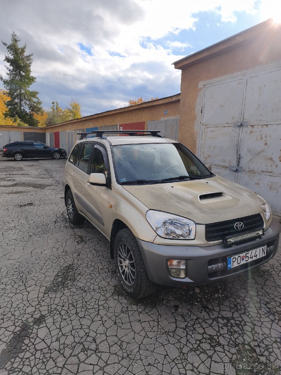 Toyota RAV4 2.0 D-4D, r.v. 2002 - 3