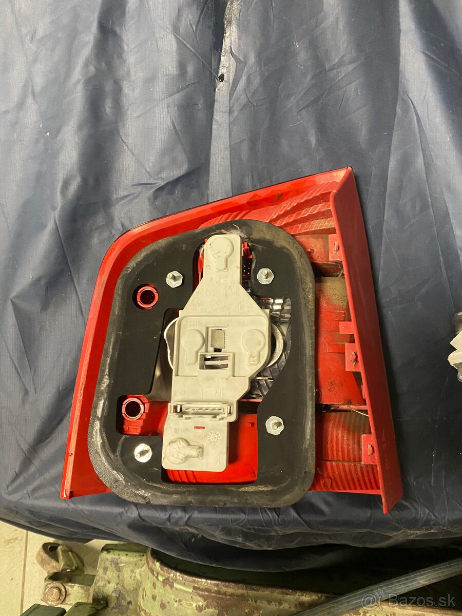 Svetlá octavia 2 predfacelift - 3