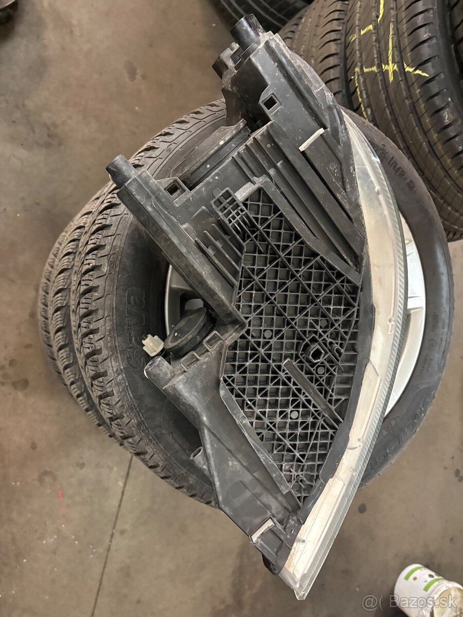 Svetlo Octavia 2 facelift - 3