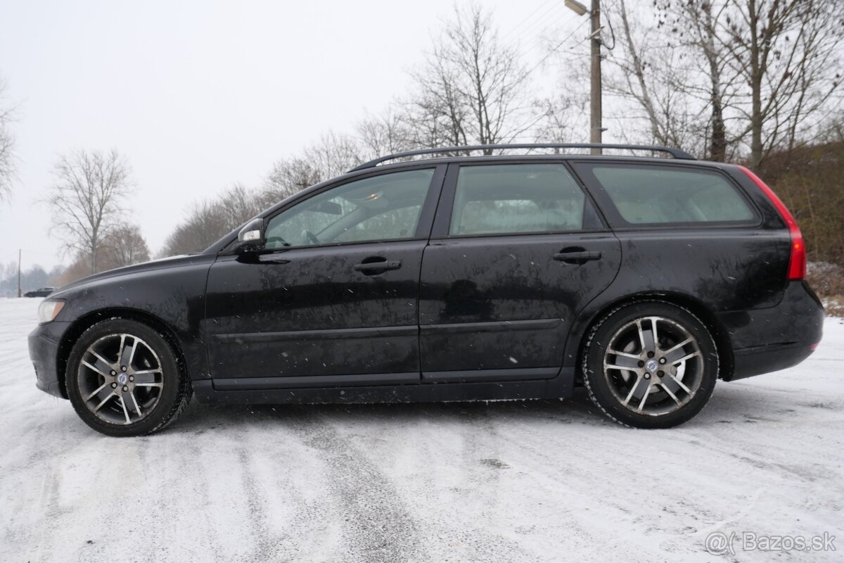 Volvo V50 - 3