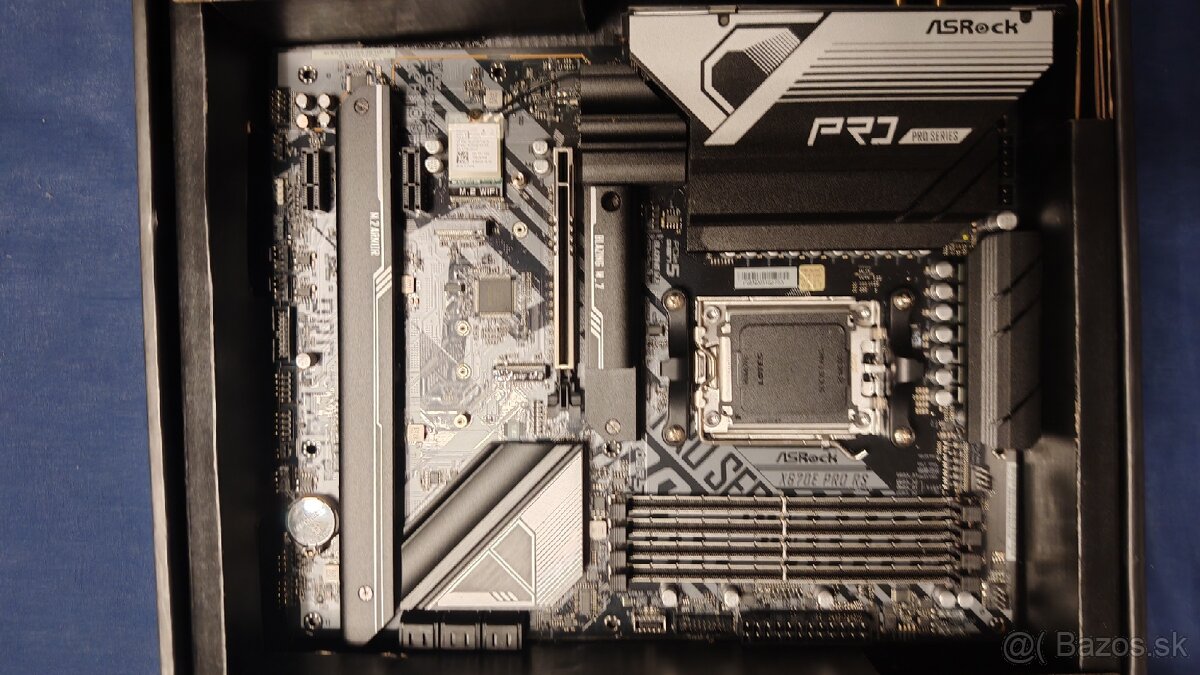 ASRock X670E Pro RS - 3