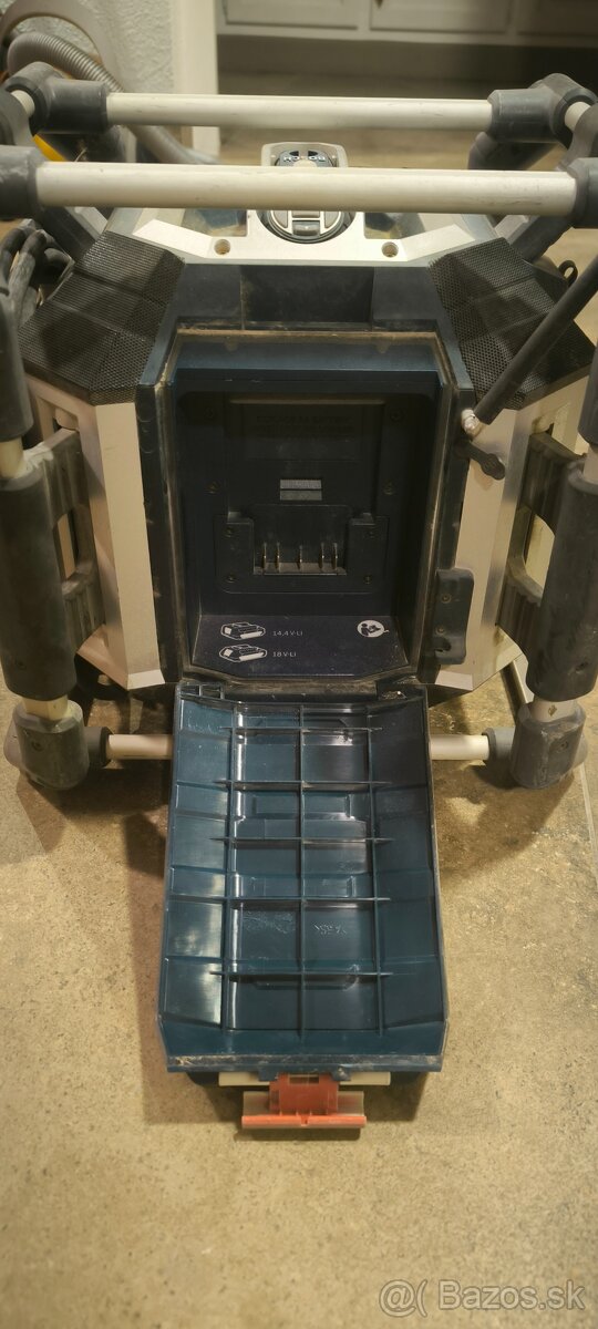 Stavebné rádio Bosch - 3