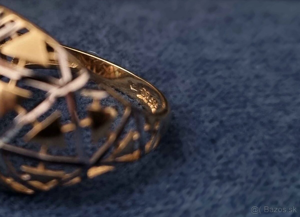Zlatý prsteň - 3