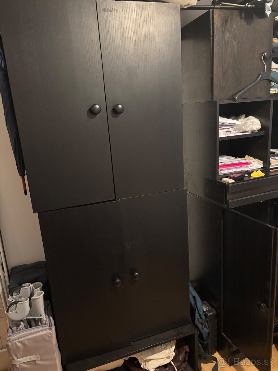 Darujem za odvoz skrine - 3