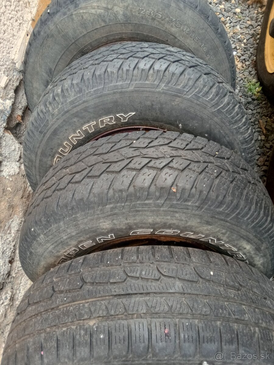 6x139,7 235/75R15 - 3