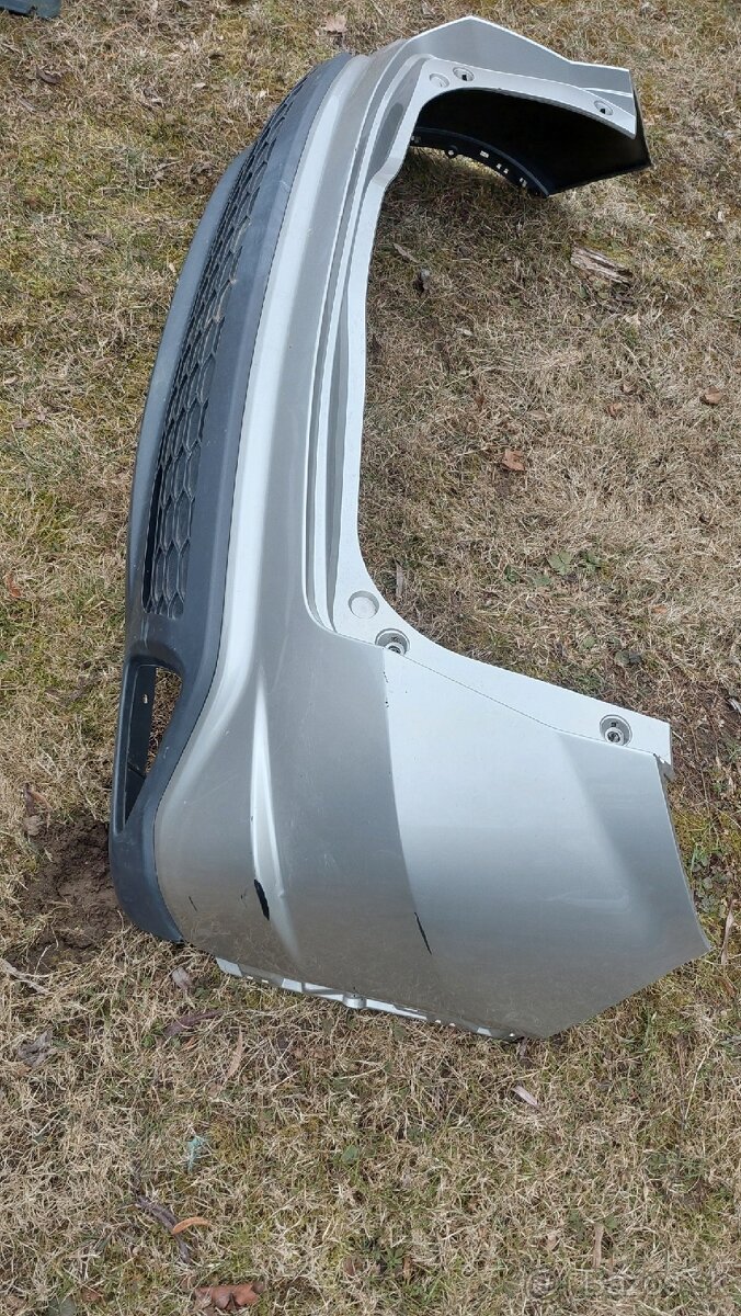 Predám nárazník Honda Civic ufo 2006-2009 - 3