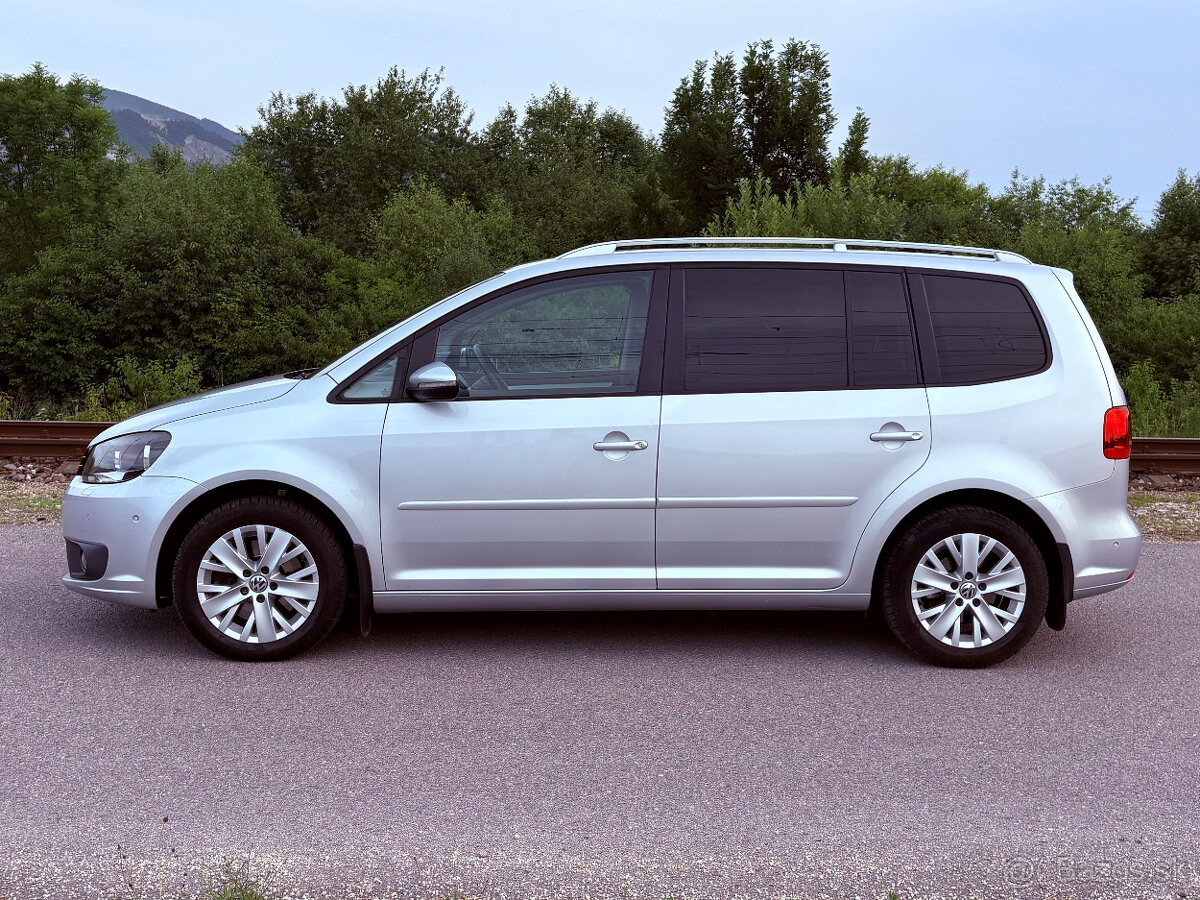 Volkswagen Touran 2.0 TDI DSG Premium Comfortline - 3
