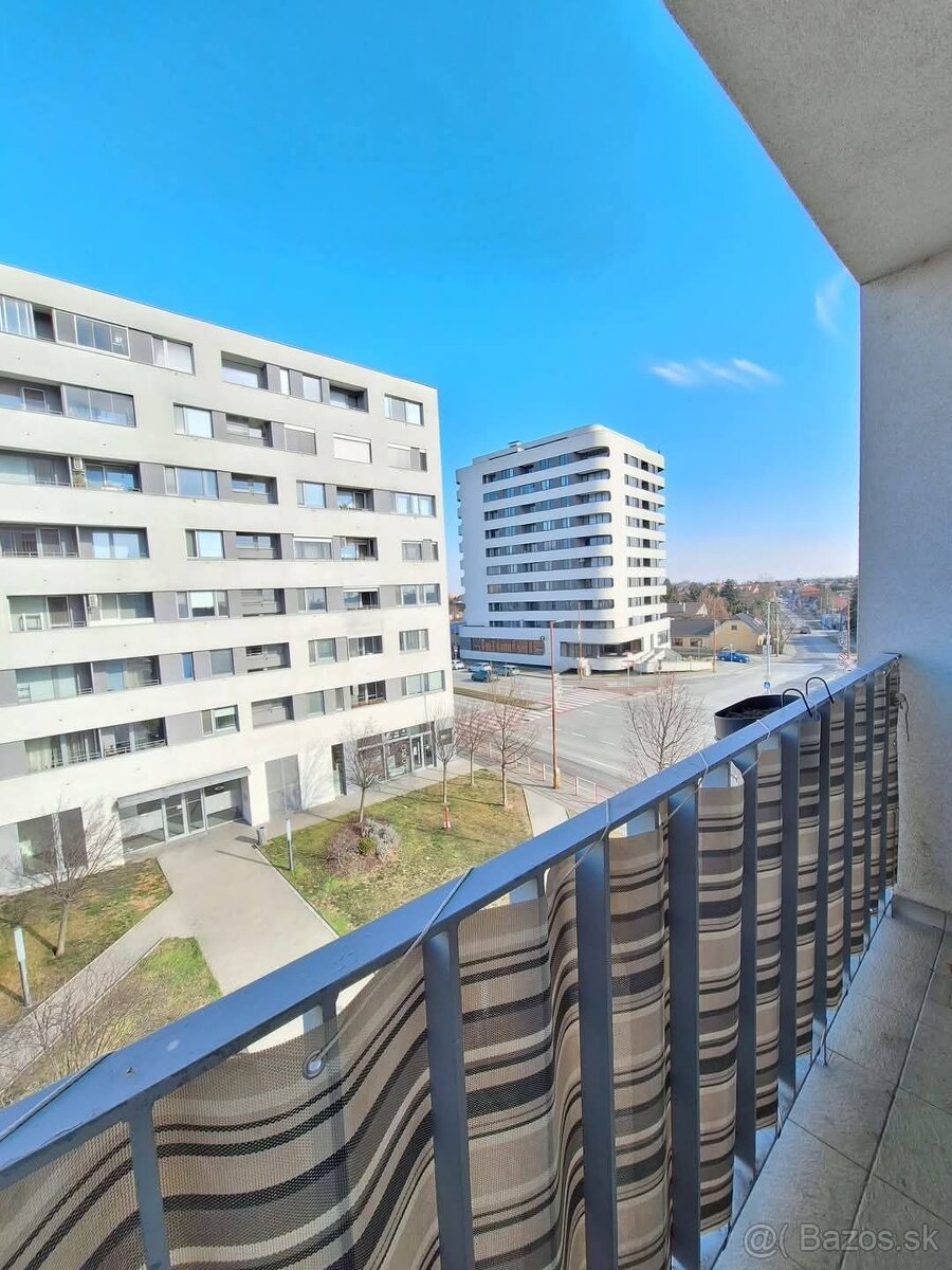 Prenájom 3izb.s balkónom novostavba Kazanská - 3