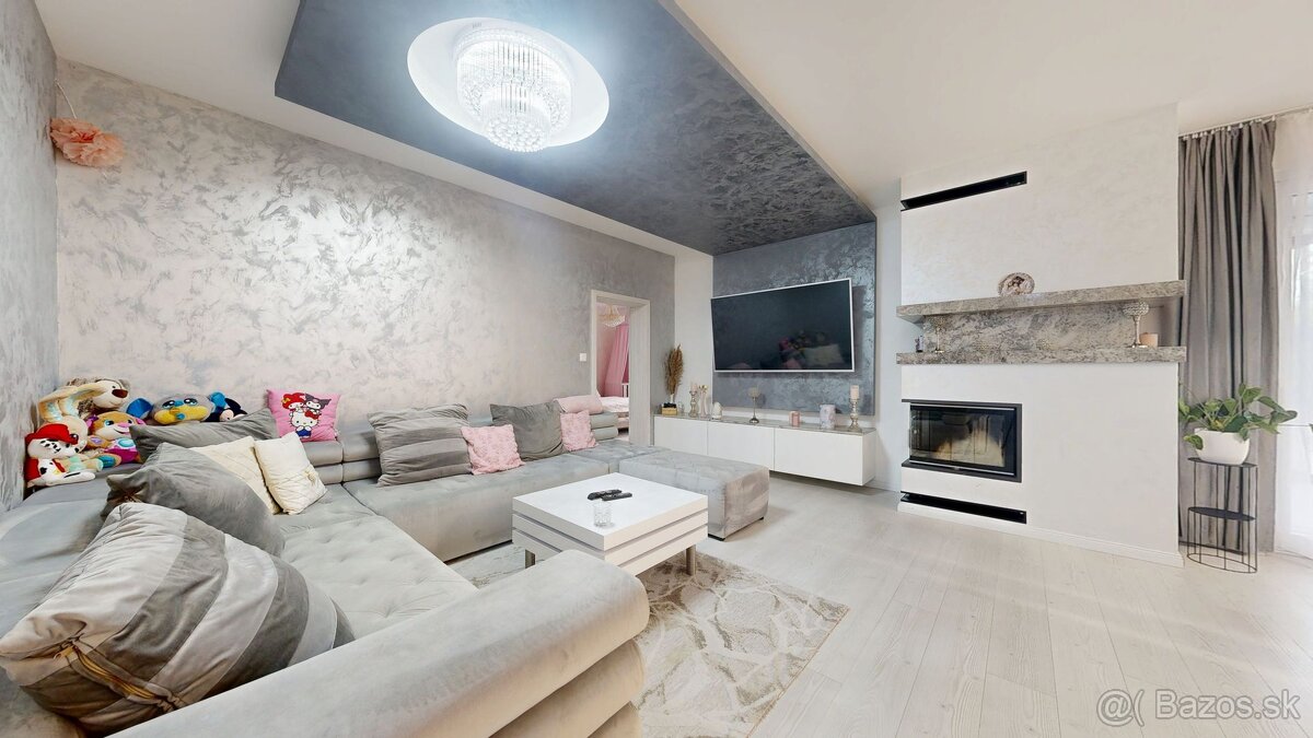 🏡 Nadštandardný 4-izbový rodinný dom s bazénom, zimnou teras - 3