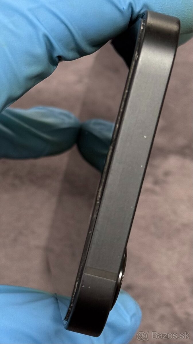 Apple iPhone 16e 128GB Black - 3