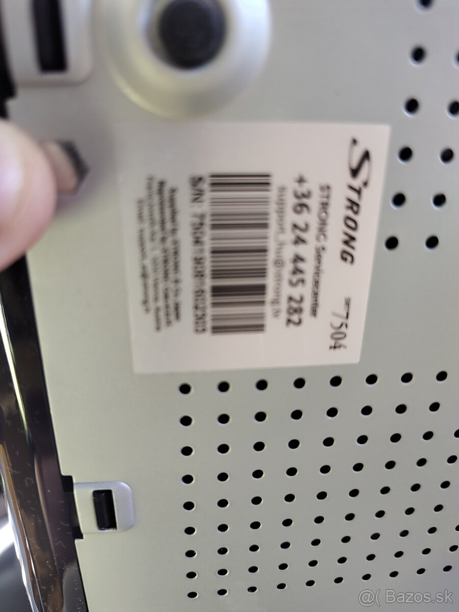 Predám Skylink kartu a prijímač strong 7504 - 3