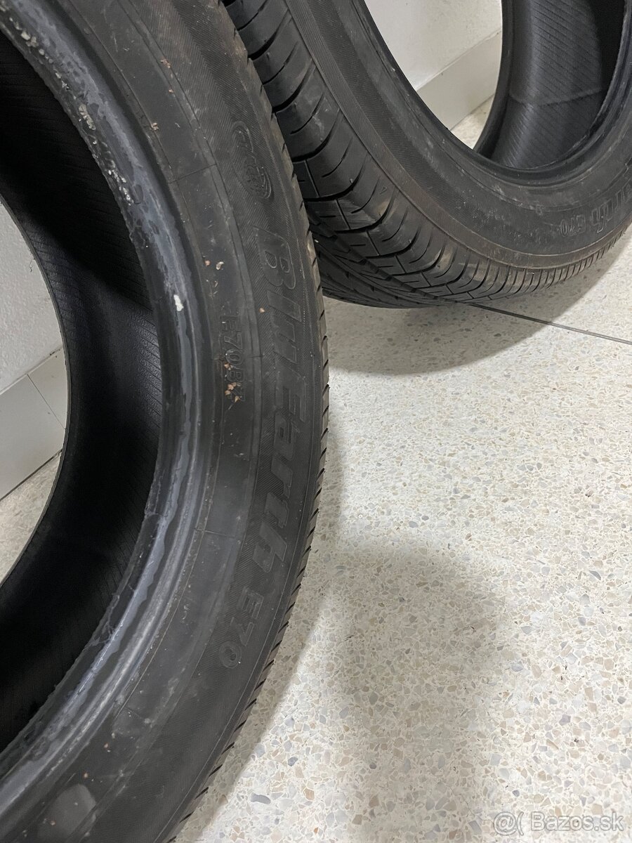 Yokohama bluearth E70 225/55 R18 - 3