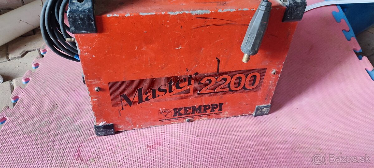 ZVARACKA KEMPPI MASTER 2200 - 3