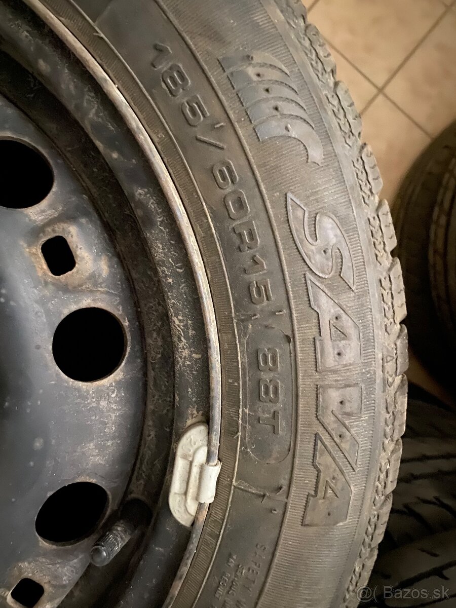 Pneu 185/60 R15 - 3